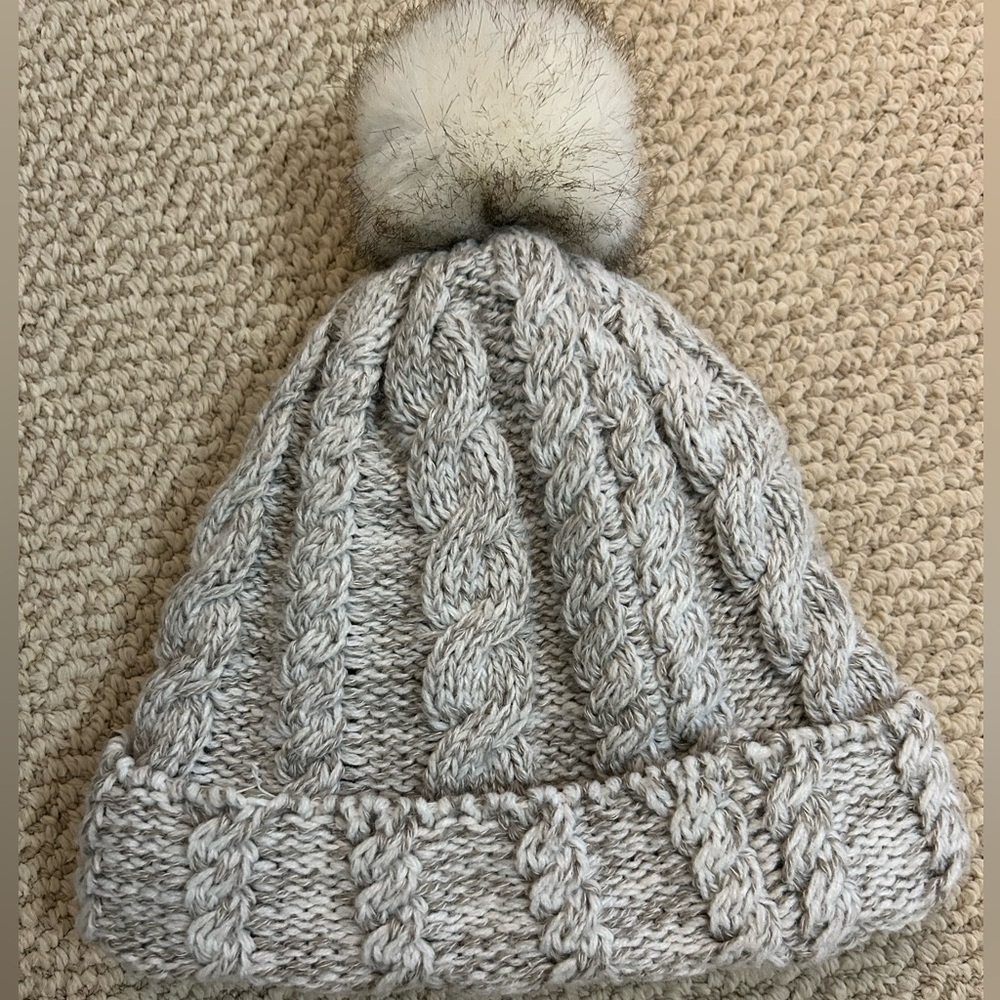2/$30⚡️- HAT | Women’s Heat Holders hat O/S